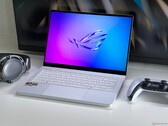 Asus ROG Zephyrus G14 2025. (Afbeeldingsbron: Andreas Osthoff/Notebookcheck)